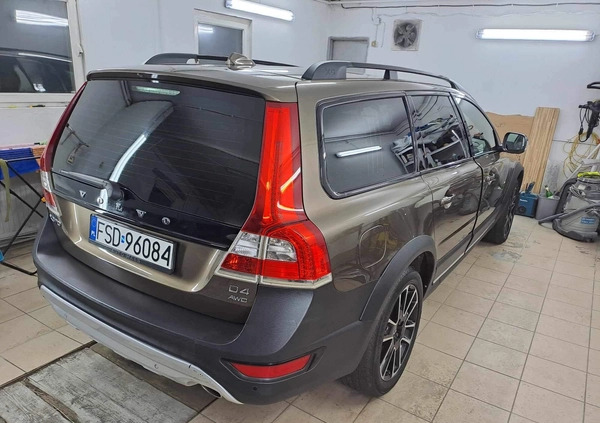 Volvo XC 70 cena 81500 przebieg: 285000, rok produkcji 2016 z Drezdenko małe 92